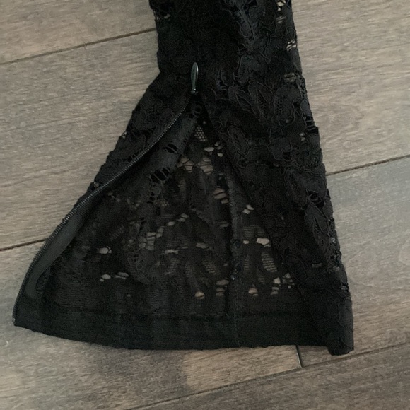JUDITH & CHARLES black lace top size 8 - Picture 5 of 13